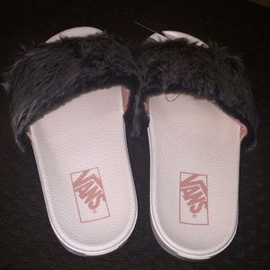 vans fur slides